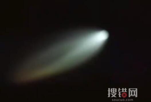 新疆多地拍到巨大發光不明飛行物 這是外星人訪問地球？